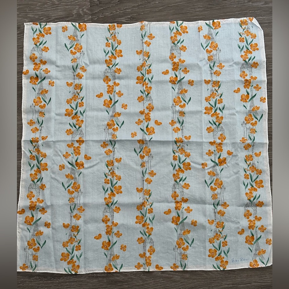 Nina Ricci Vintage flowers 22x22 inches scarf